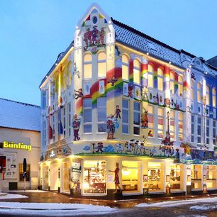 Bünting Coloniale in der Leeraner Innenstadt Bünting Coloniale in der Leeraner Innenstadt
